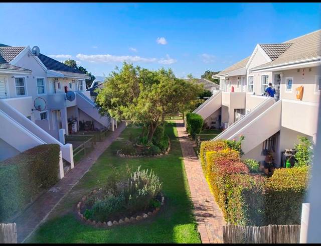 2 BEDROOM PROPERTY TO RENT IN PINELANDS